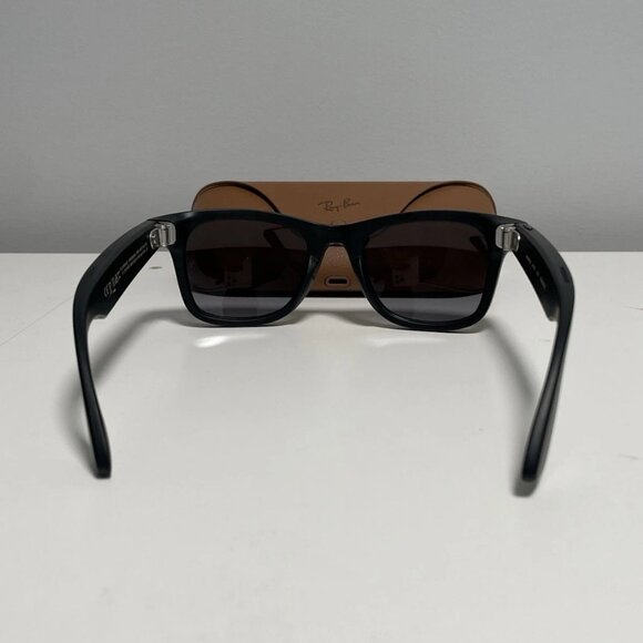 Ray-Ban Meta Wayfarer (Gen 2) (RW4012) - Picture 3 of 11